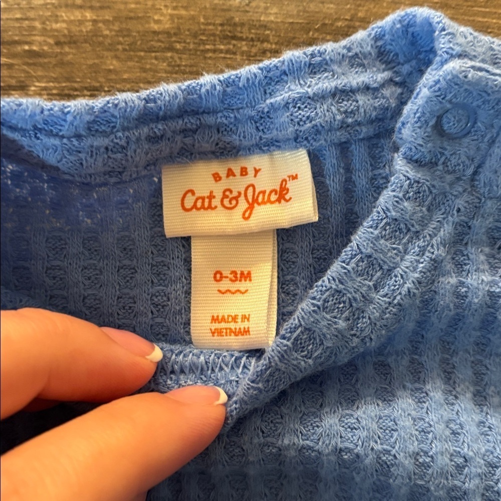Cat & Jack Blue Waffle Knit Baby Outfit - Picture 2 of 3
